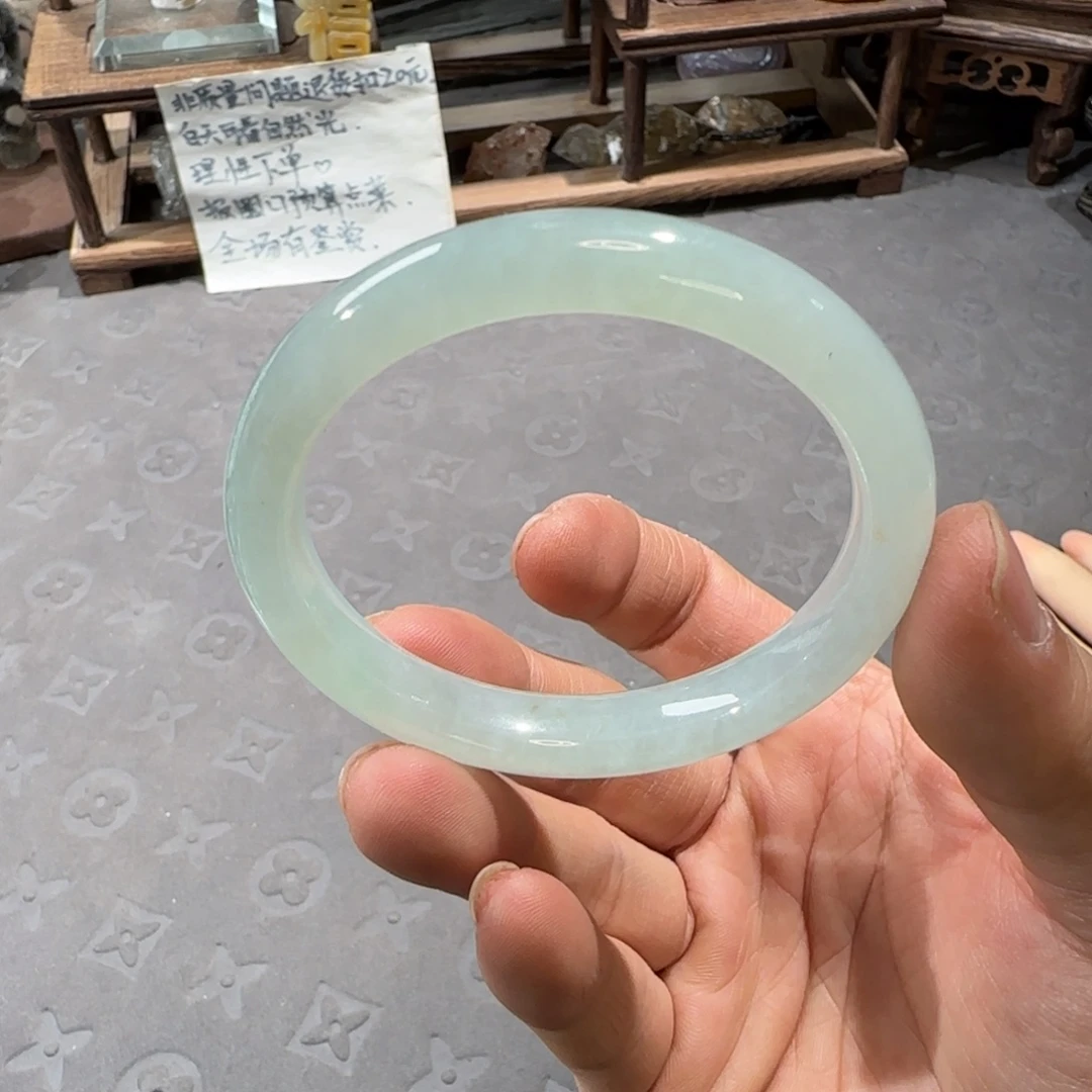 翡翠未镶嵌手镯53.5圈口