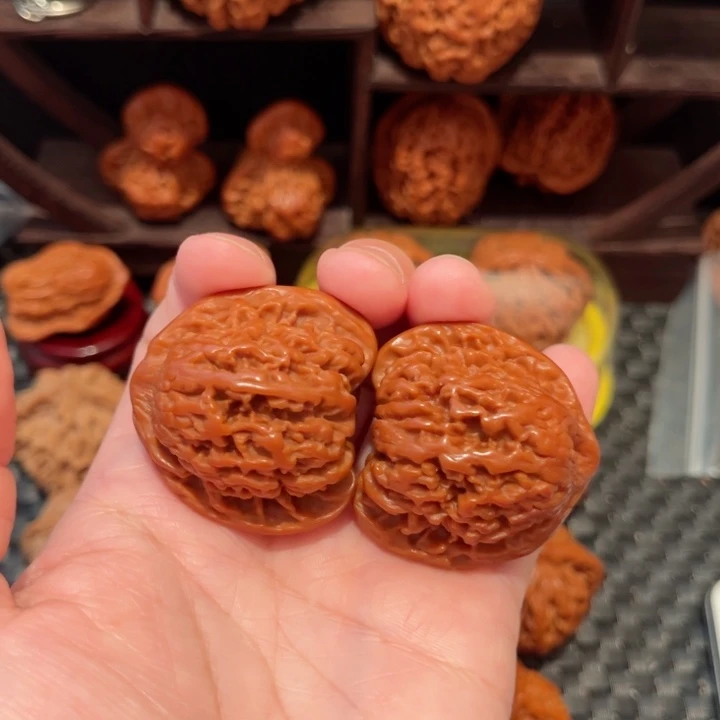 文玩核桃把件满天星40