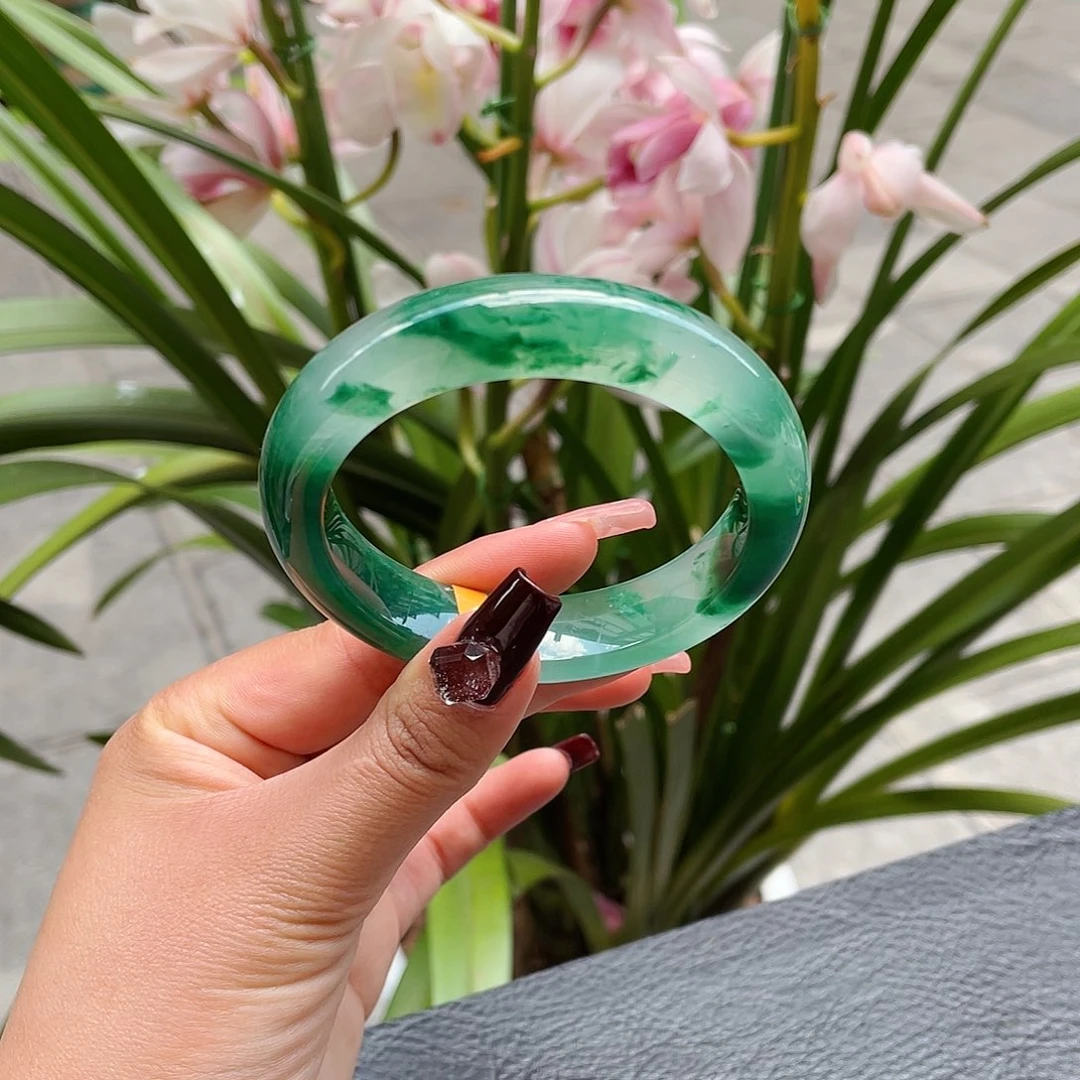 石英质玉手镯未镶嵌14