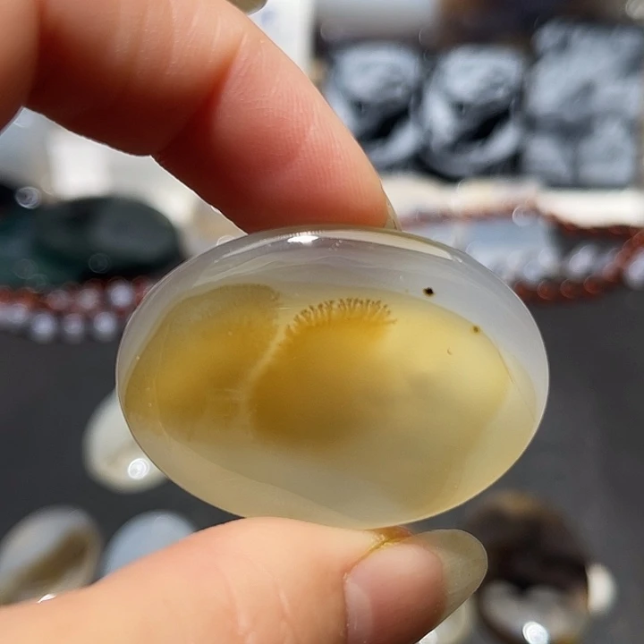 玛瑙/玉髓未镶嵌吊坠(不含链)