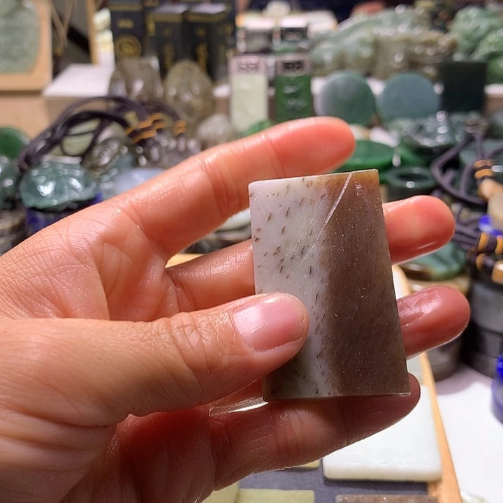 和田玉未镶嵌珠宝半成品