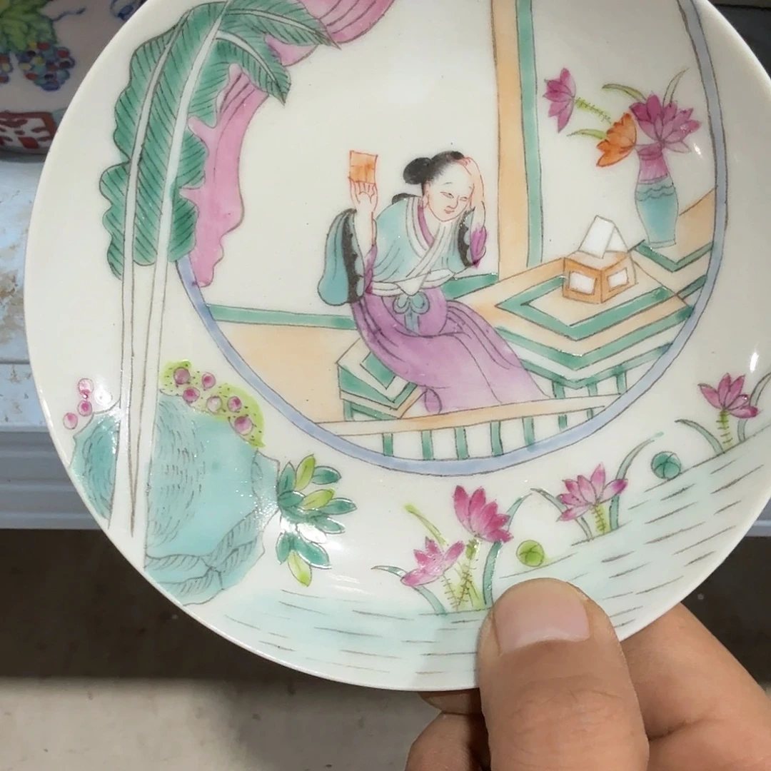 瓷片摆件等方式在不同行业