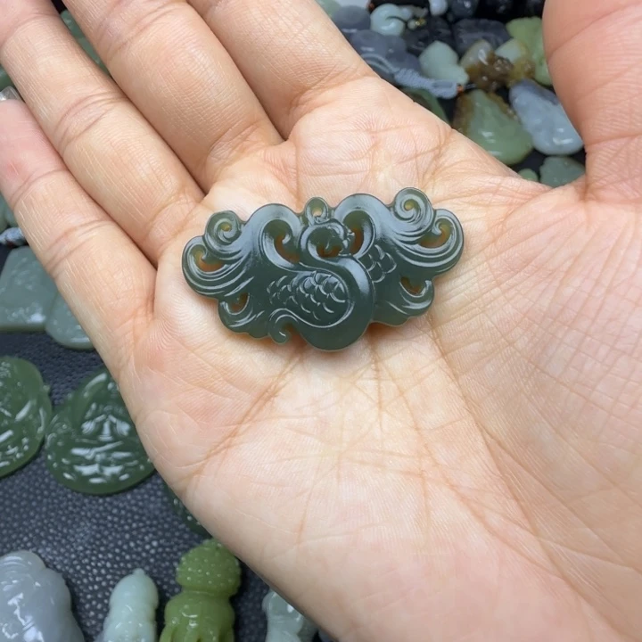 和田玉未镶嵌珠宝奇石