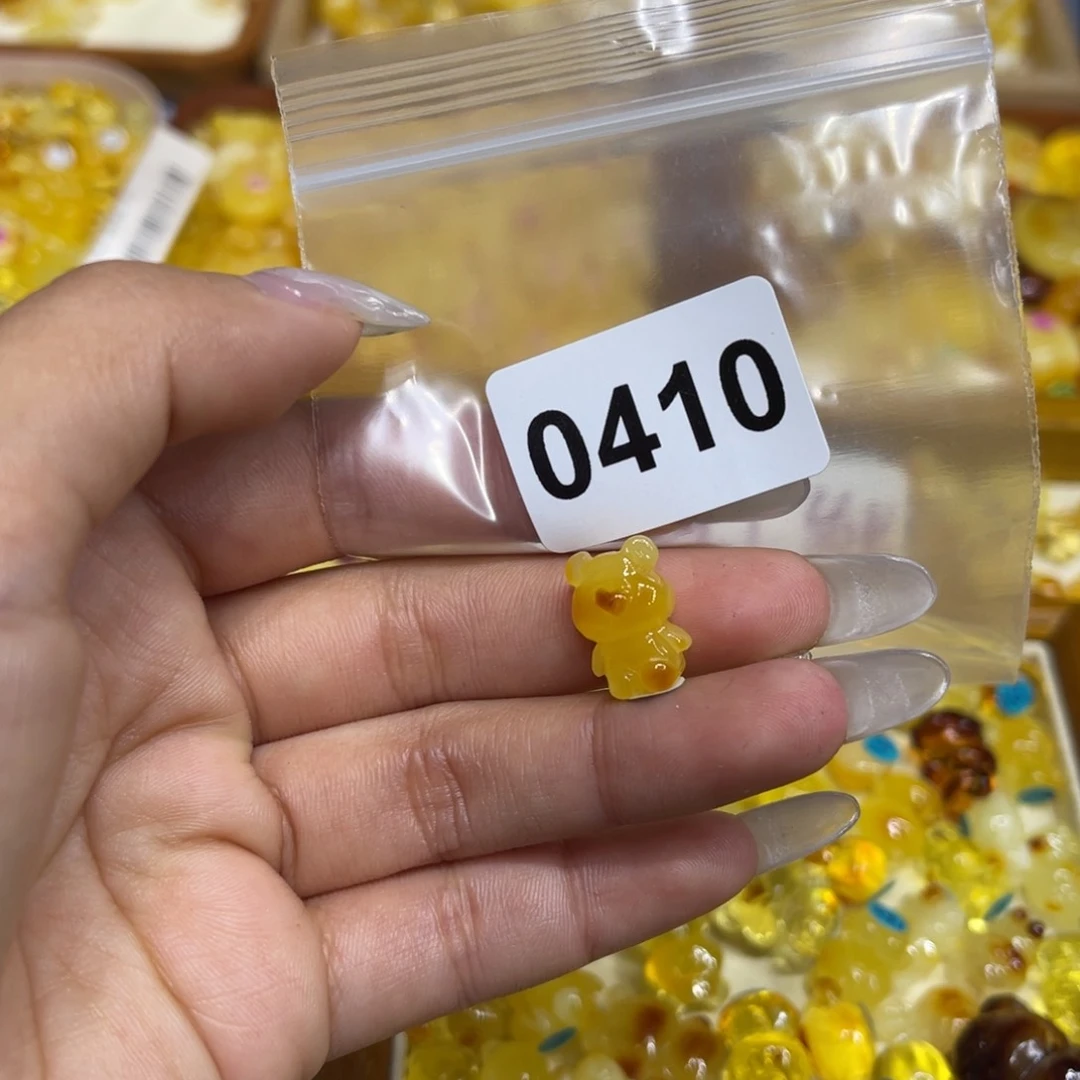 琥珀珠宝奇石未镶嵌