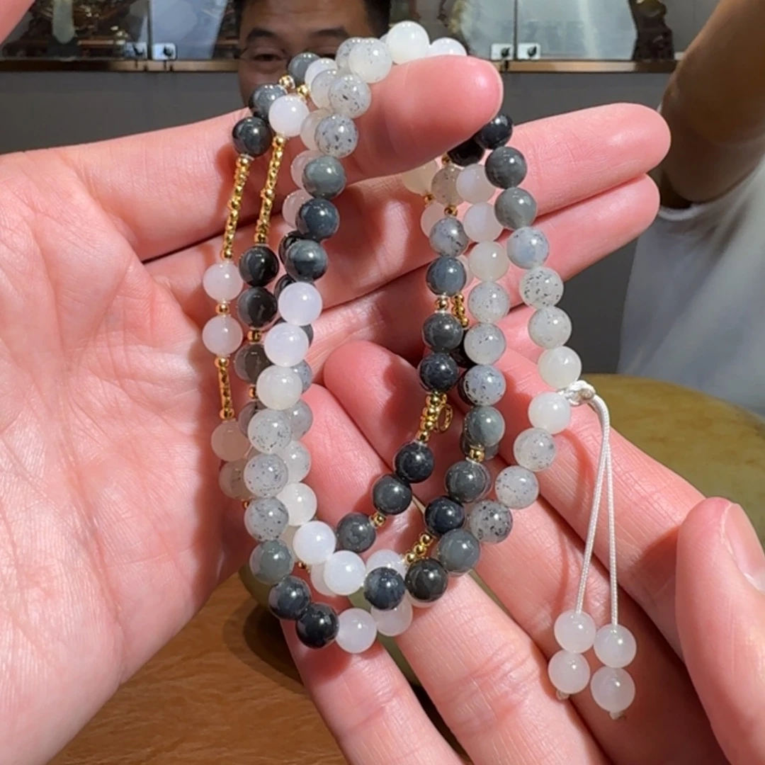 和田玉未镶嵌颈饰14巴哥卡6左右代购不退多样性发其一