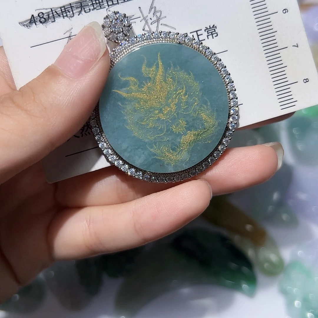 翡翠未镶嵌颈饰天然A货翡翠