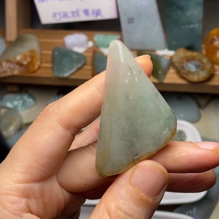 翡翠未镶嵌颈饰天然