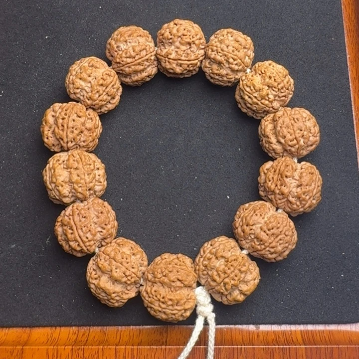 金刚菩提手串1号23尺寸粗筋梅花