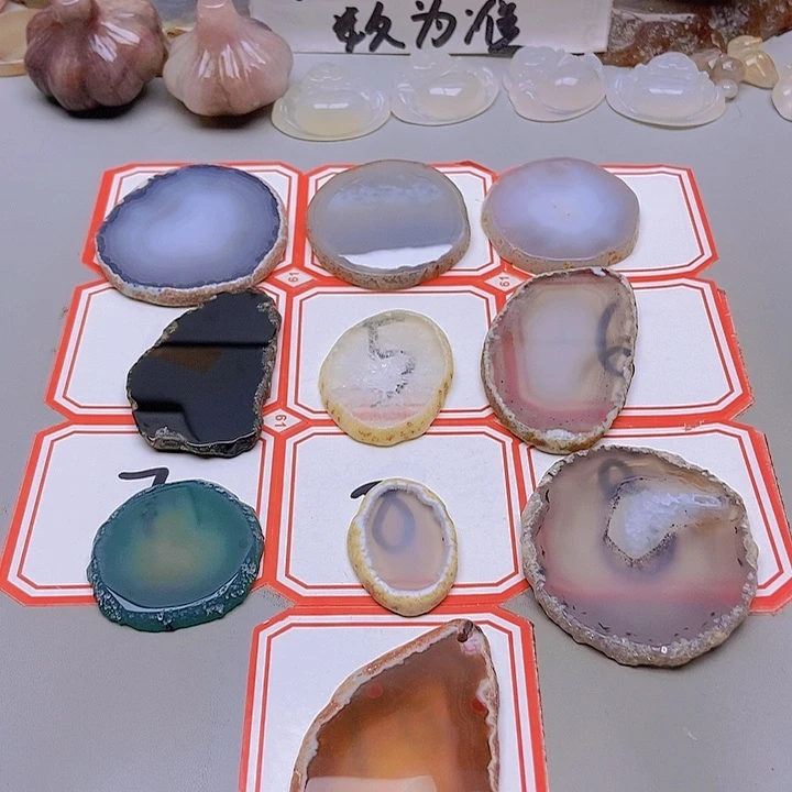 【闪购商品】未镶嵌玛瑙/玉髓珠宝半成品人**火