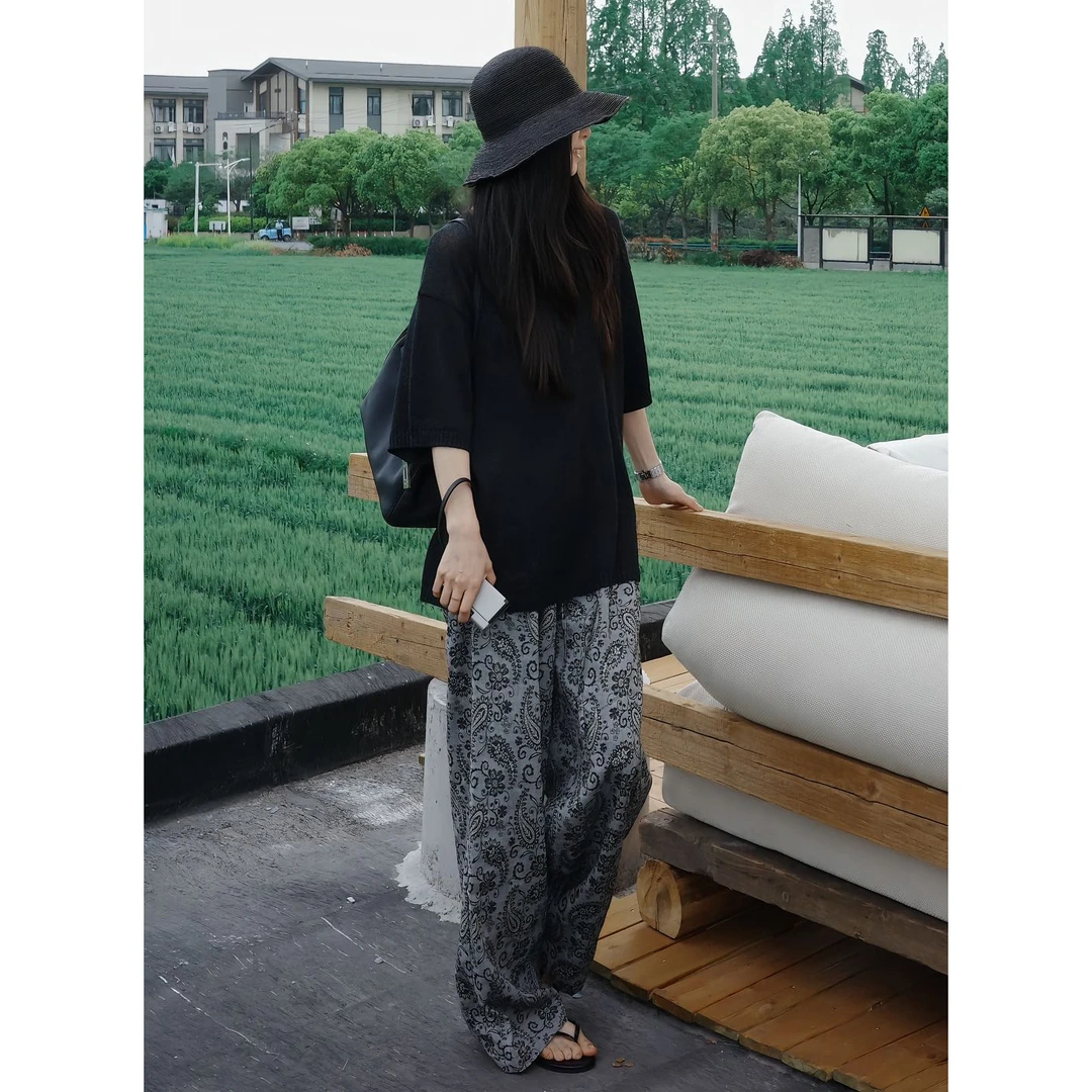 大码女装夏季新款显瘦碎花休闲阔腿裤韩系穿搭慵懒风宽松遮肉上衣