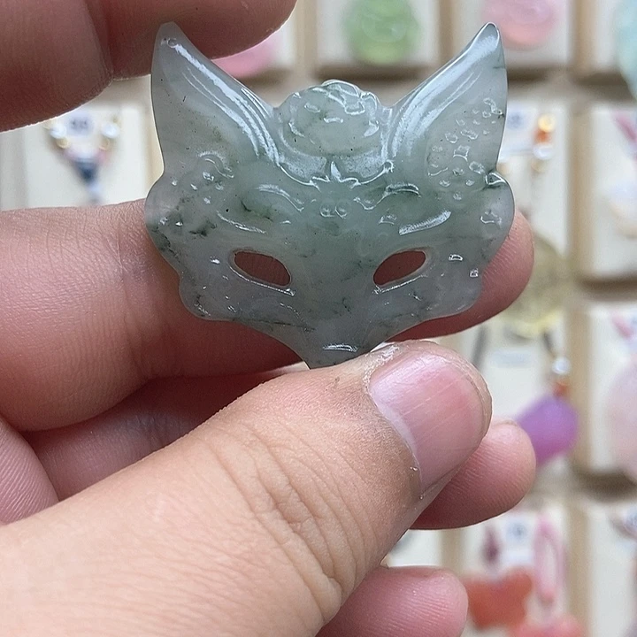 石英质玉颈饰合金5****爱