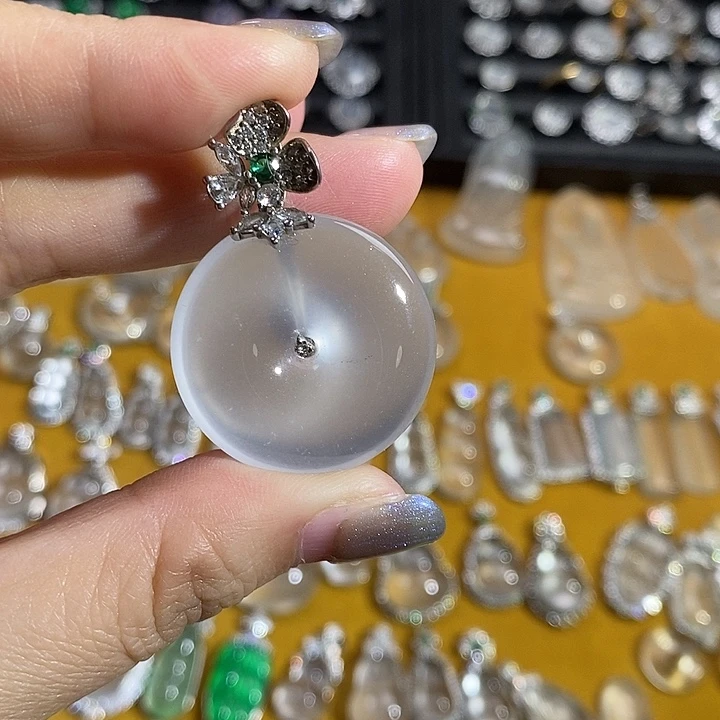 石英质玉银S925镶嵌颈饰