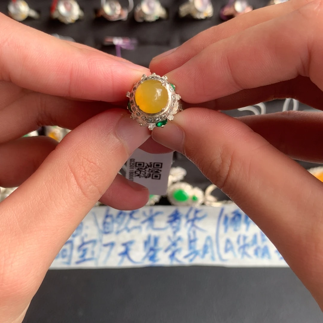 定制翡翠未镶嵌天然a货翡翠