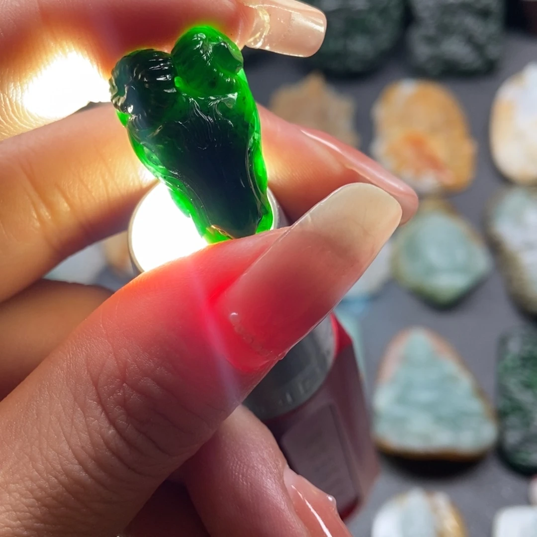 定制翡翠未镶嵌T羊头