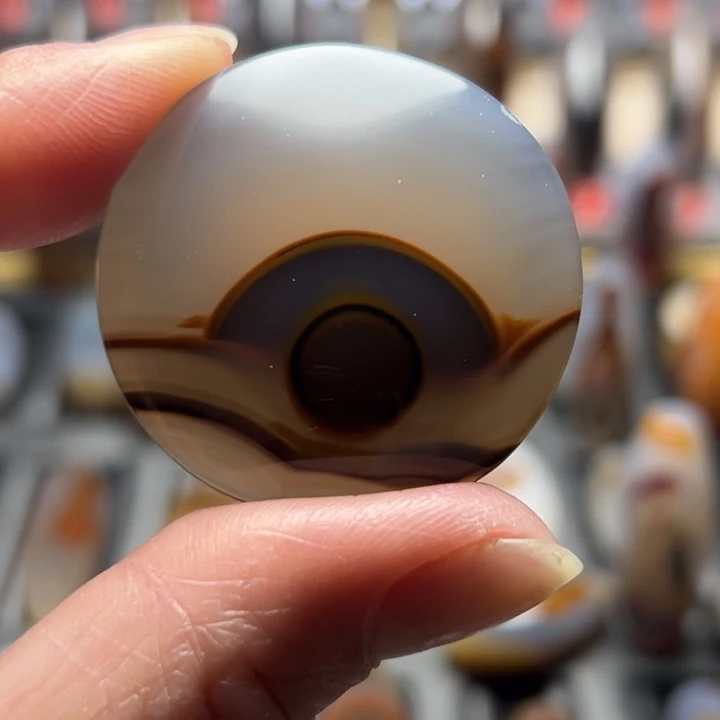 玛瑙/玉髓未镶嵌颈饰