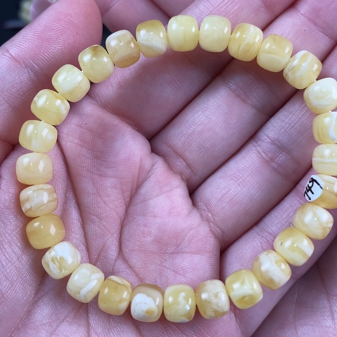 蜜蜡未镶嵌珠宝奇石8.2