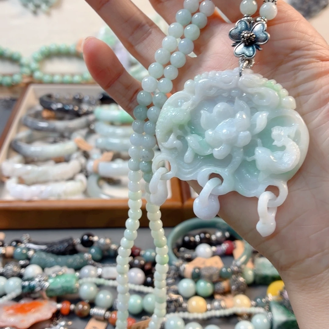 宥***以未镶嵌手链翡翠手串