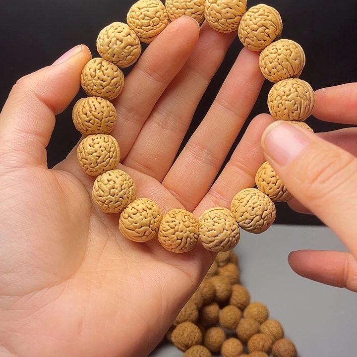 桃核吊坠苹果园手串