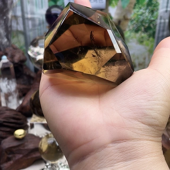 水晶未镶嵌珠宝半成品