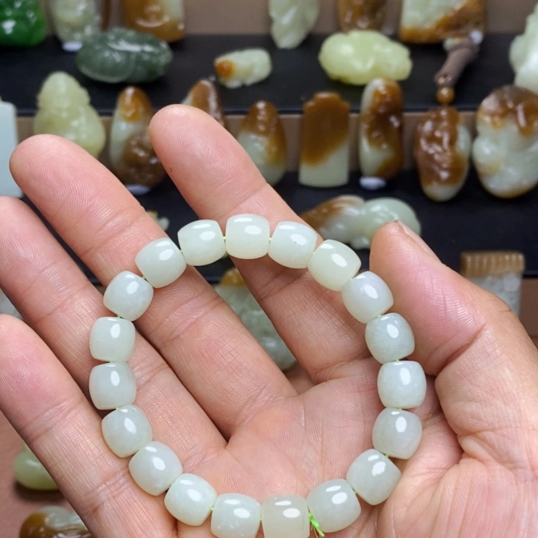 和田玉未镶嵌吊坠(不含链)