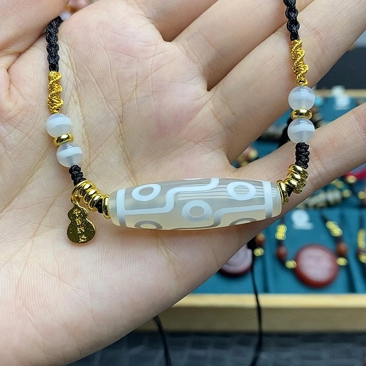 玛瑙/玉髓颈饰合金
