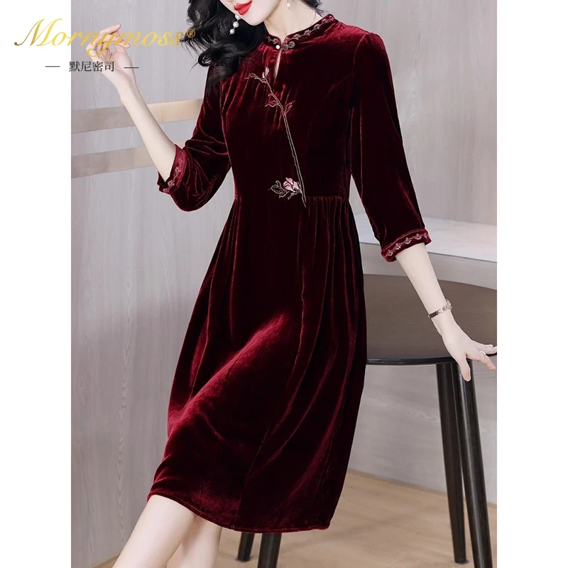 默尼密司品牌金丝绒连衣裙女2025秋冬季新款优雅喜婆婆婚宴裙子