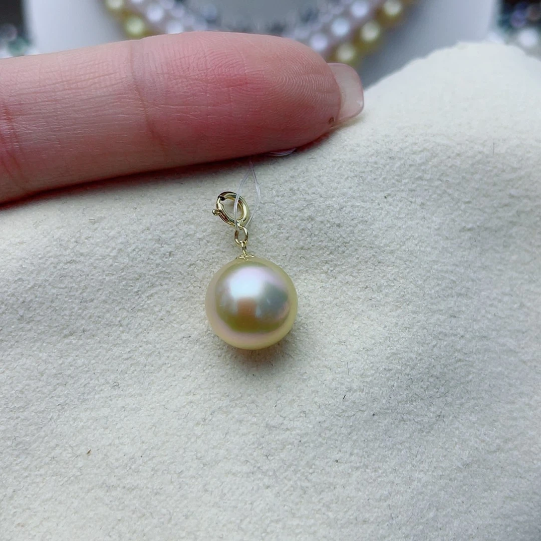 18K金镶嵌海水珍珠颈饰w63