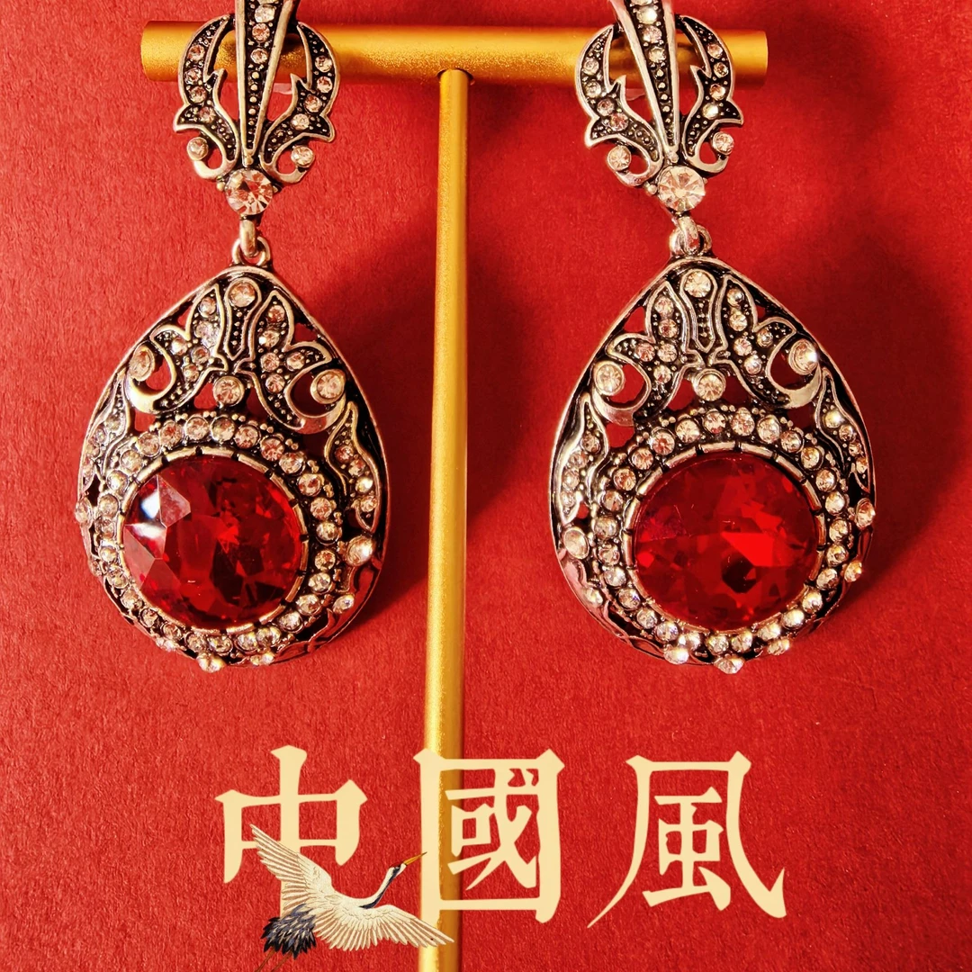 铜合金珐琅耳饰 新春红色洛神吊坠 复古轻奢重工耳坠耳钉925银