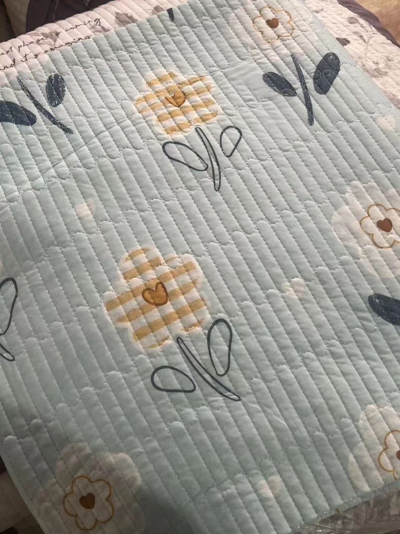 浅蓝花事200*230天丝加厚绗缝床盖