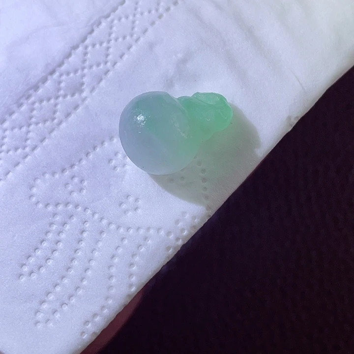 未镶嵌定制翡翠翡翠