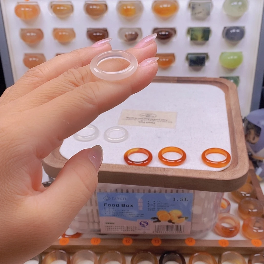 哈****未镶嵌戒指玛瑙/玉髓港18