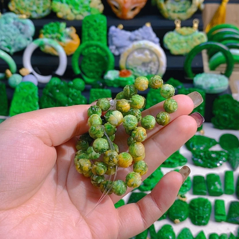 【闪购商品】翡翠颈饰未镶嵌8mm52颗