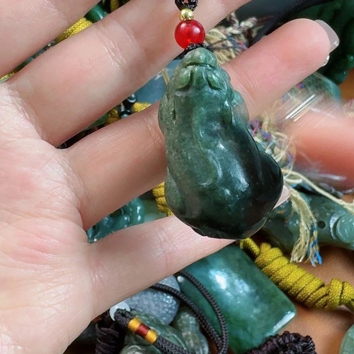 和田玉挂件未镶嵌