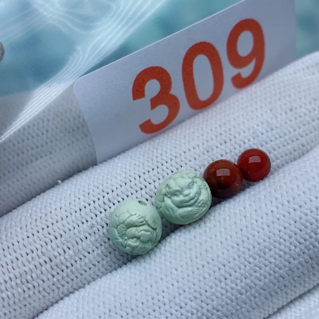 南红玛瑙未镶嵌珠宝奇石