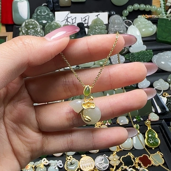 颈饰银S925镶嵌和田玉送链子送绳