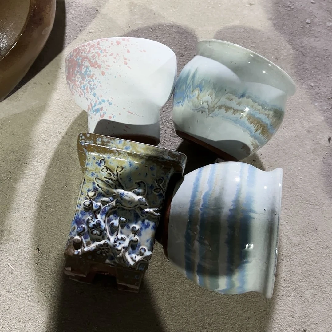 紫砂花盆花盆里的小