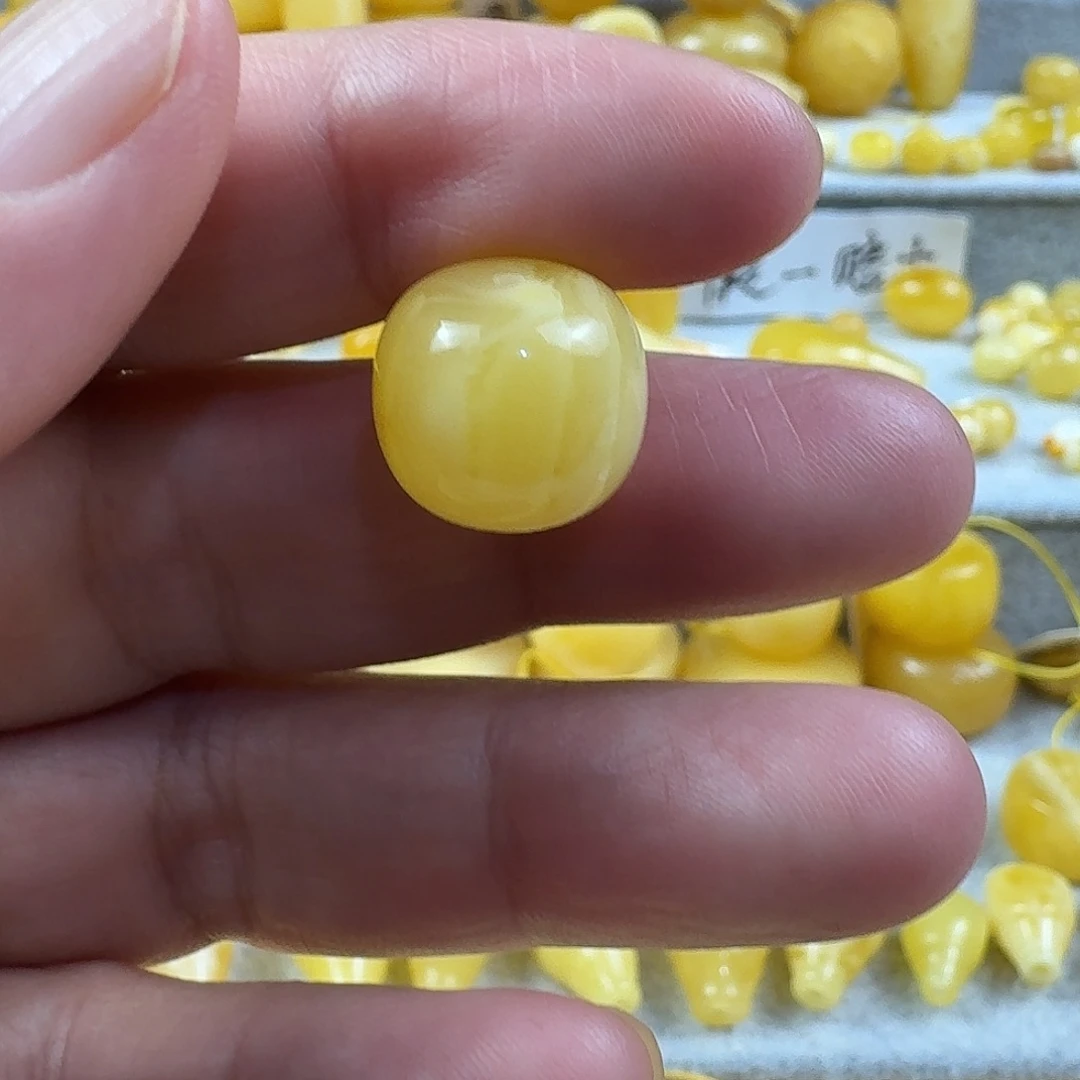 斌***裸石蜜蜡未镶嵌31