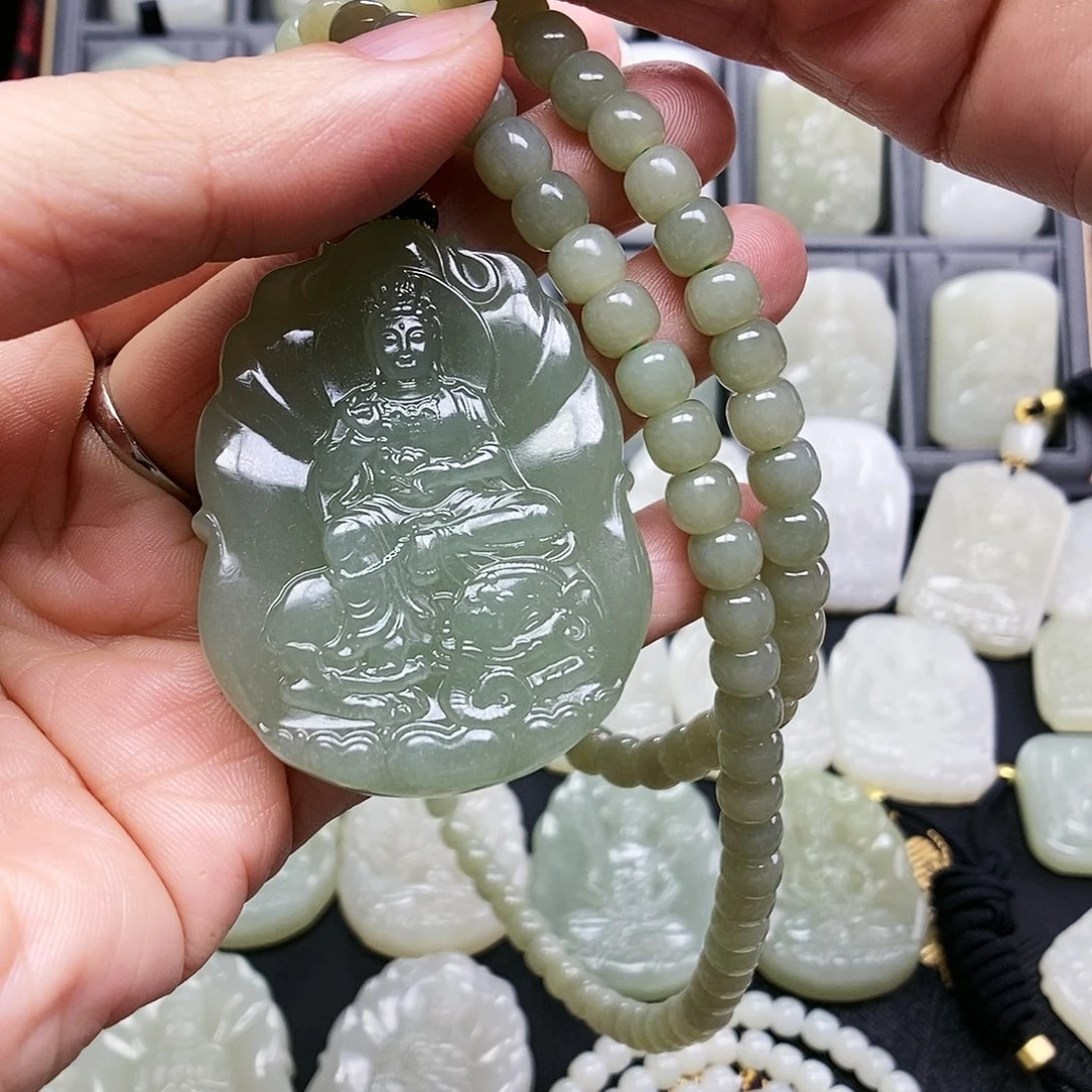 和田玉颈饰未镶嵌颜*