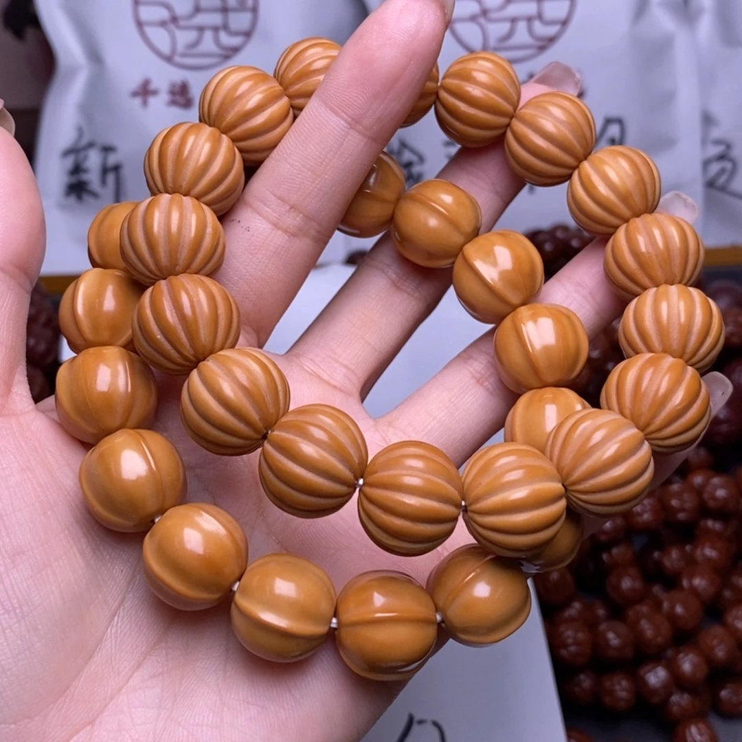 猴头核桃手串鲨鱼瓜珠