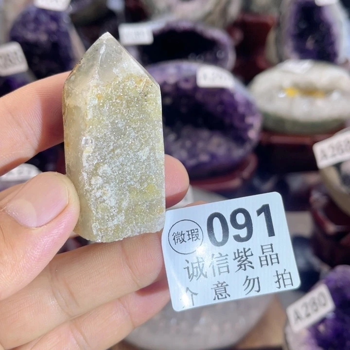 未镶嵌水晶大型摆件（非配饰）
