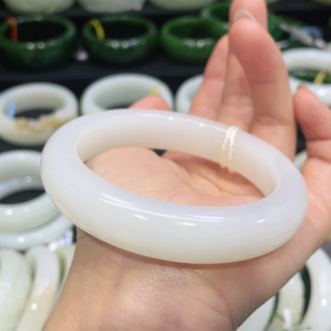 未镶嵌手镯和田玉知*29