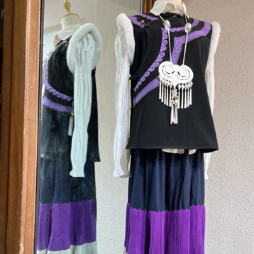 春夏穿搭民族风彝族服饰