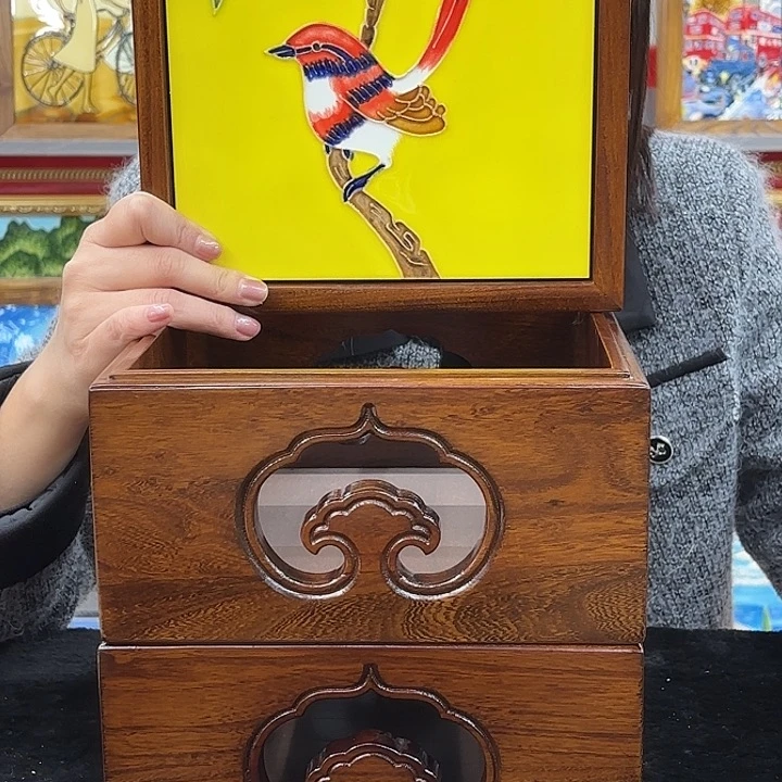 瓷板画老榆木玲珑多宝盒