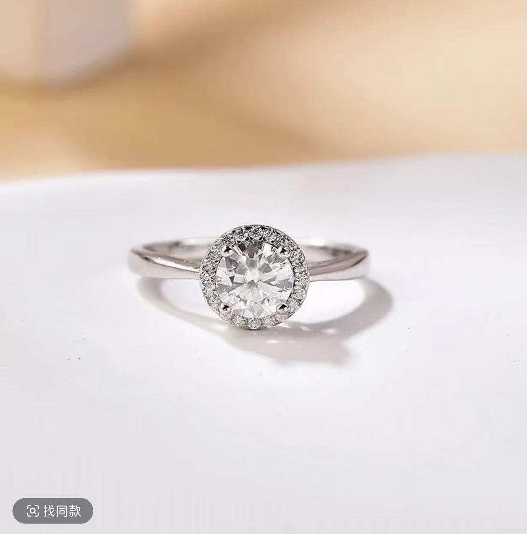 0.5CT 光臂圆包女戒 贵气