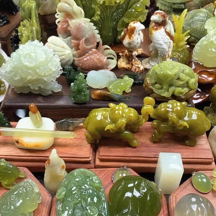 蛇纹石玉未镶嵌手把