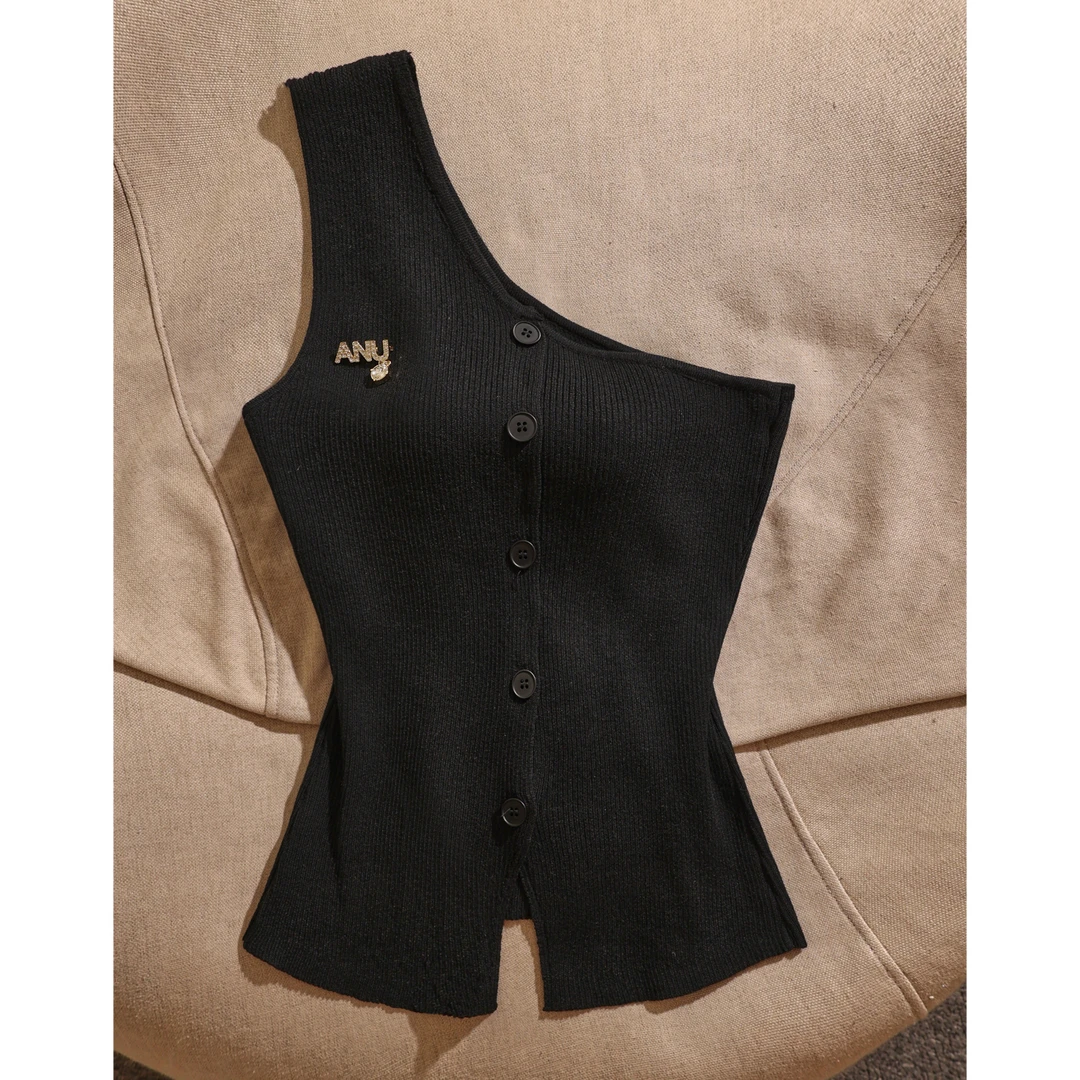 黑色单肩背心新款斜肩小众气质纯色性感内搭辣妹纯欲显瘦女上衣