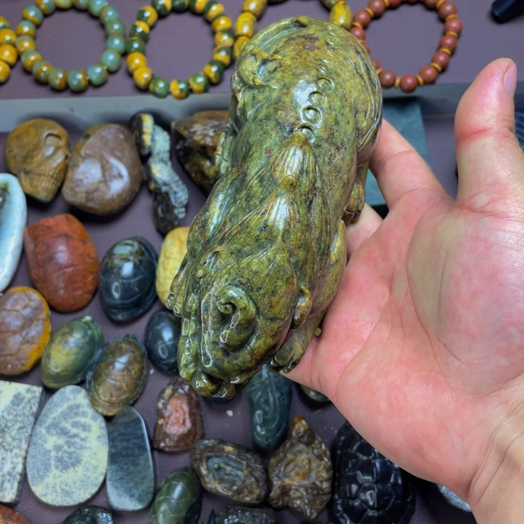 【闪购商品】未镶嵌岫岩河磨玉（透闪石质玉）挂件
