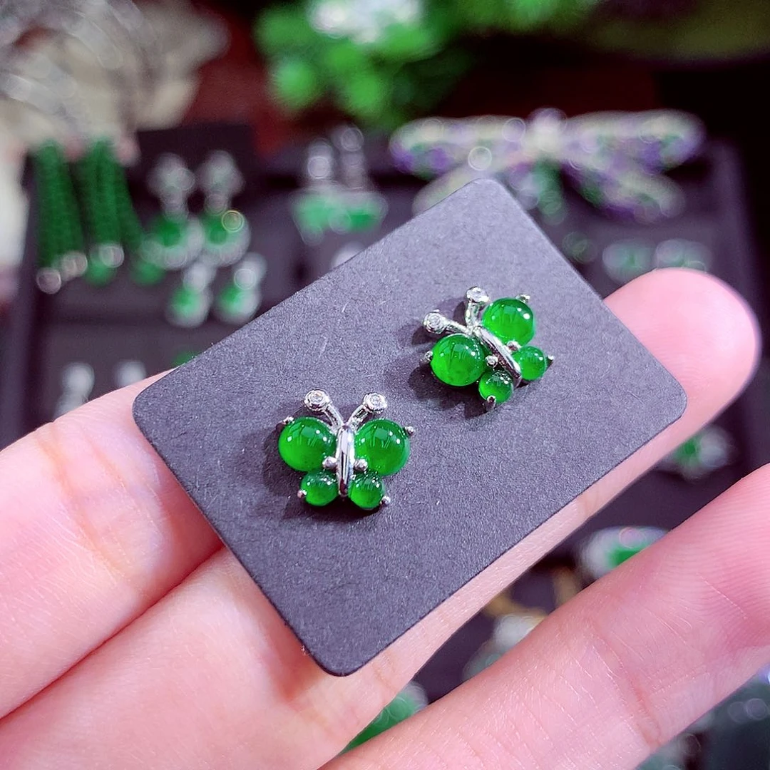 颈饰未镶嵌翡翠天然