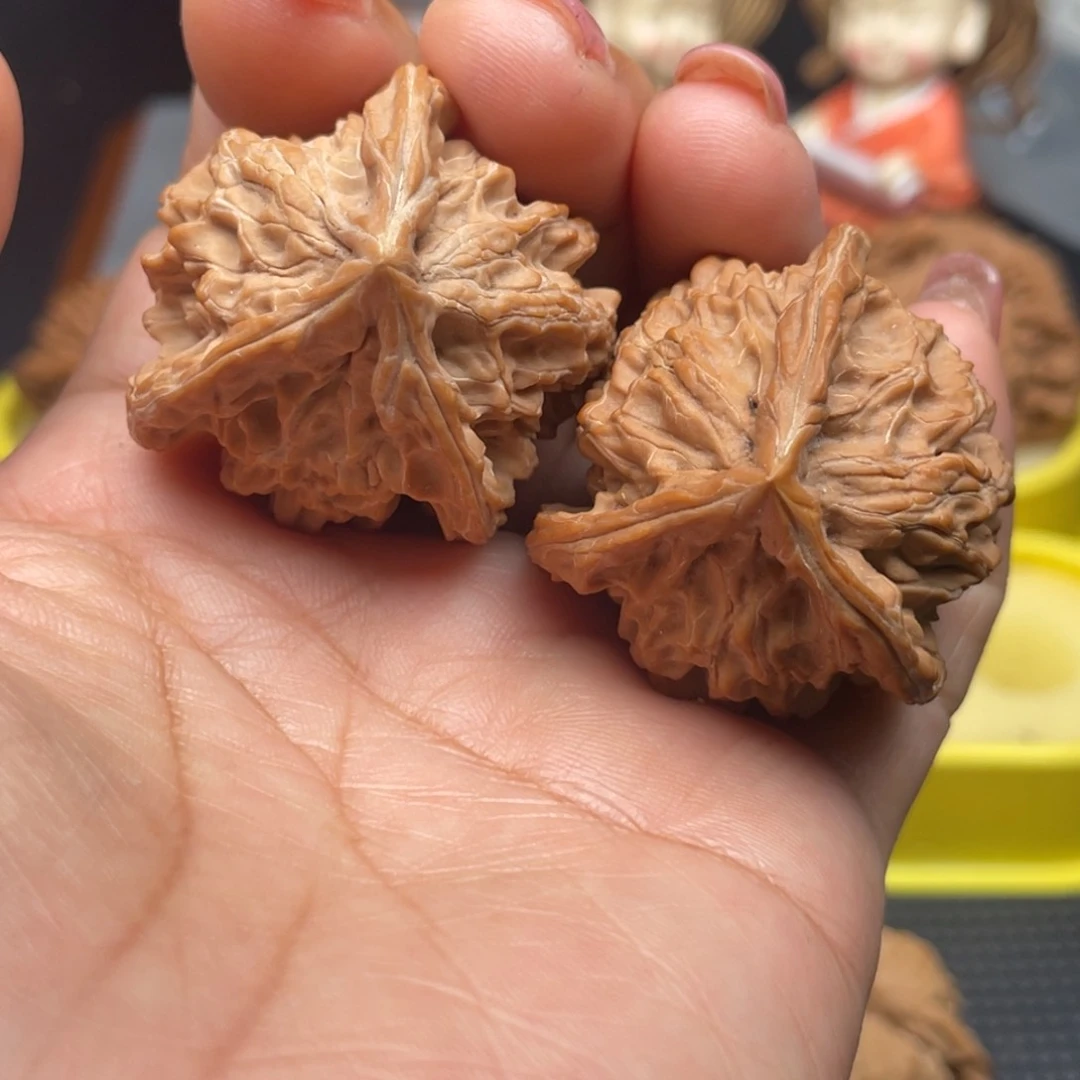 文玩核桃吊坠古**米三棱