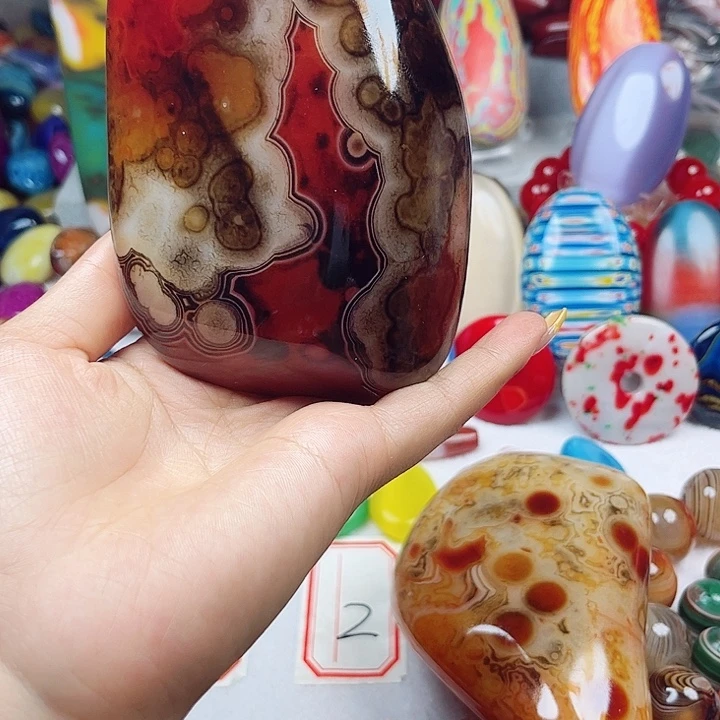 玛瑙/玉髓耳饰未镶嵌